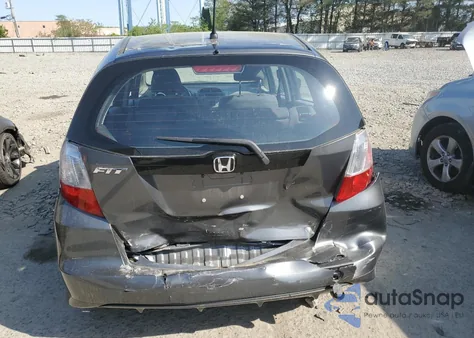 2013 Honda Fit z USA, uszkodzony, nr VIN JHMGE8G30DC025448
